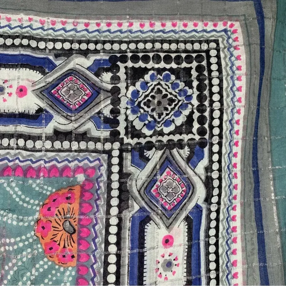Chaudry KS NWT Scarf Central Floral Motif Shimmering Border Geometric Pattern